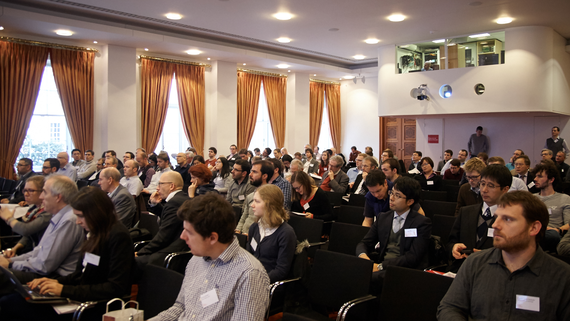 Attendees at the Royal Society Discussion meeting ‘The challenges of hydrogen and metals’, Jan 2017